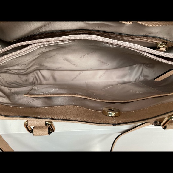 Calvin Klein NWOT top handle satchel bag - Picture 5 of 8